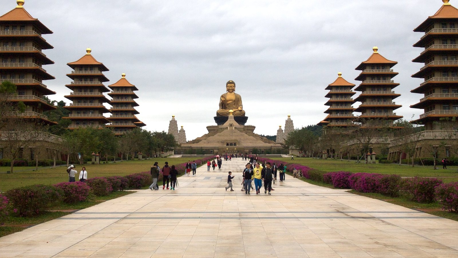 Chùa vàng Thái Lan