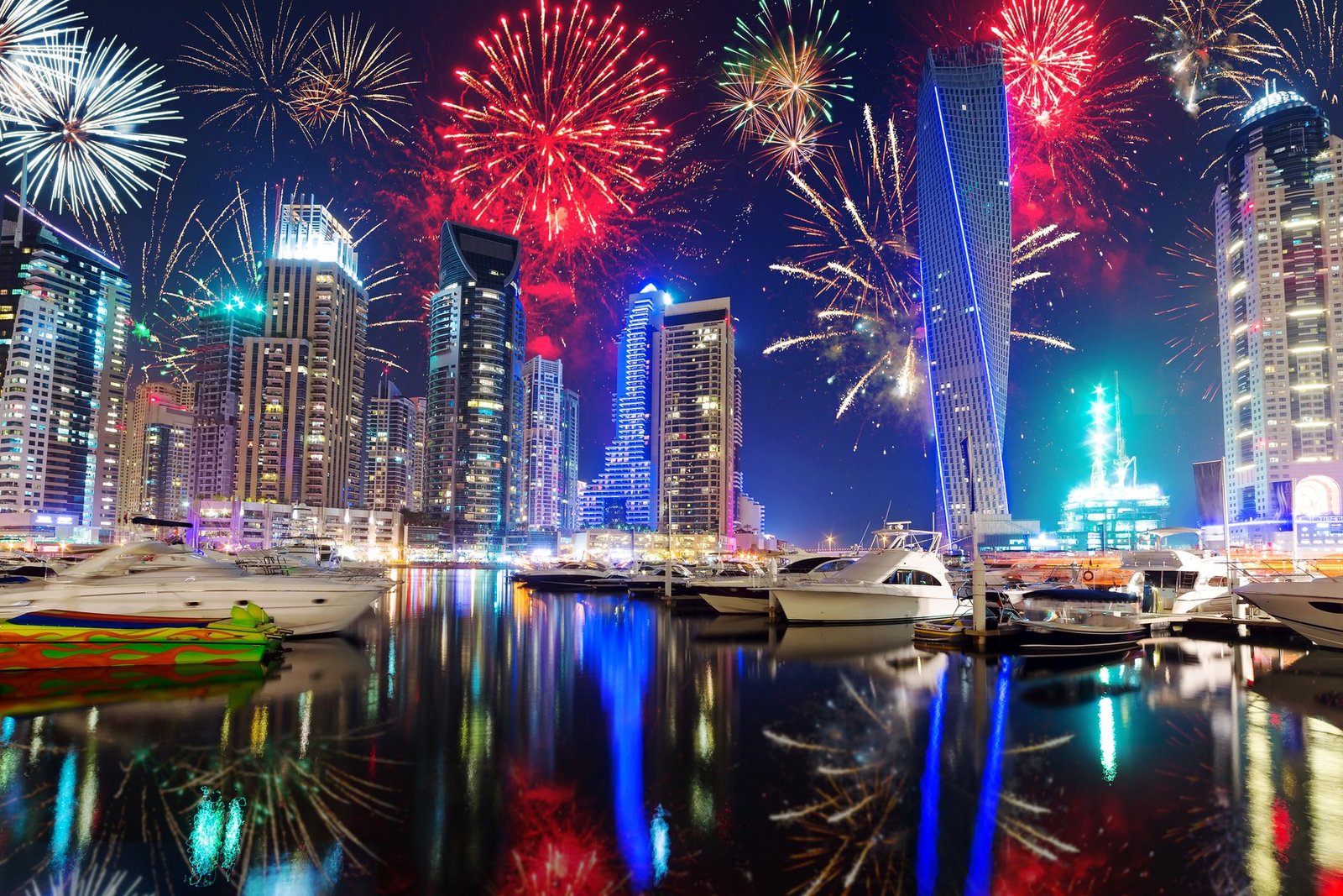 Cảnh Burj Khalifa và thành phố Dubai hiện đại