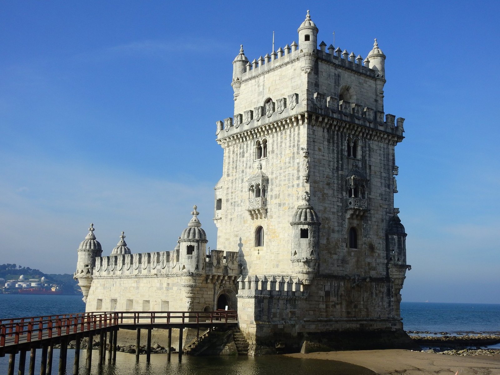 Cảnh thành phố Porto và sông Douro