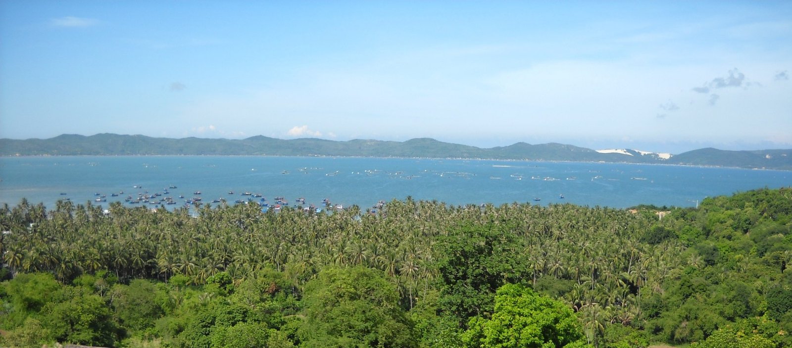 Mũi Điện điểm đón bình minh đầu năm